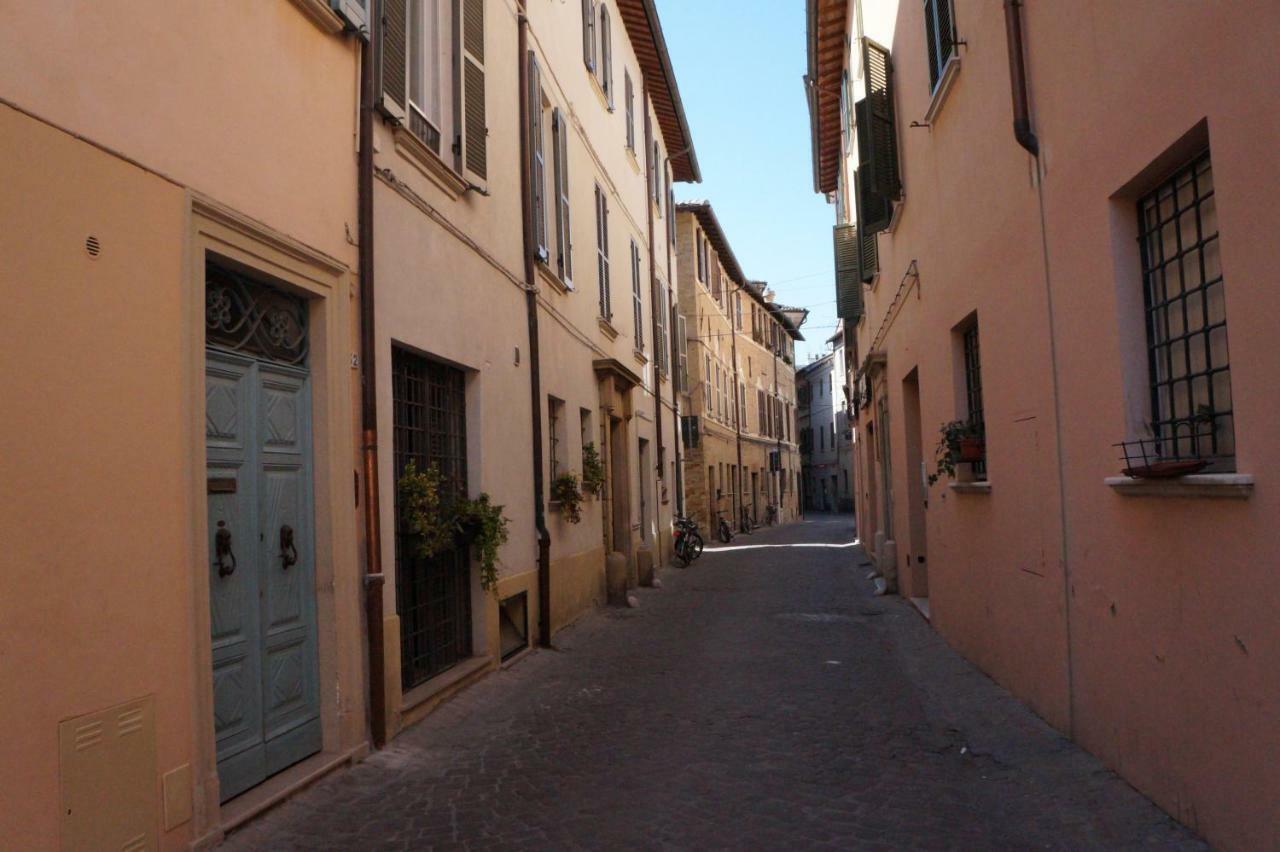 Bed and Breakfast Il Vicolo 48 Pésaro Exterior foto
