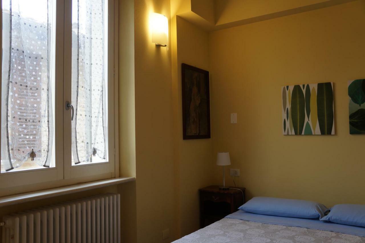 Bed and Breakfast Il Vicolo 48 Pésaro Exterior foto